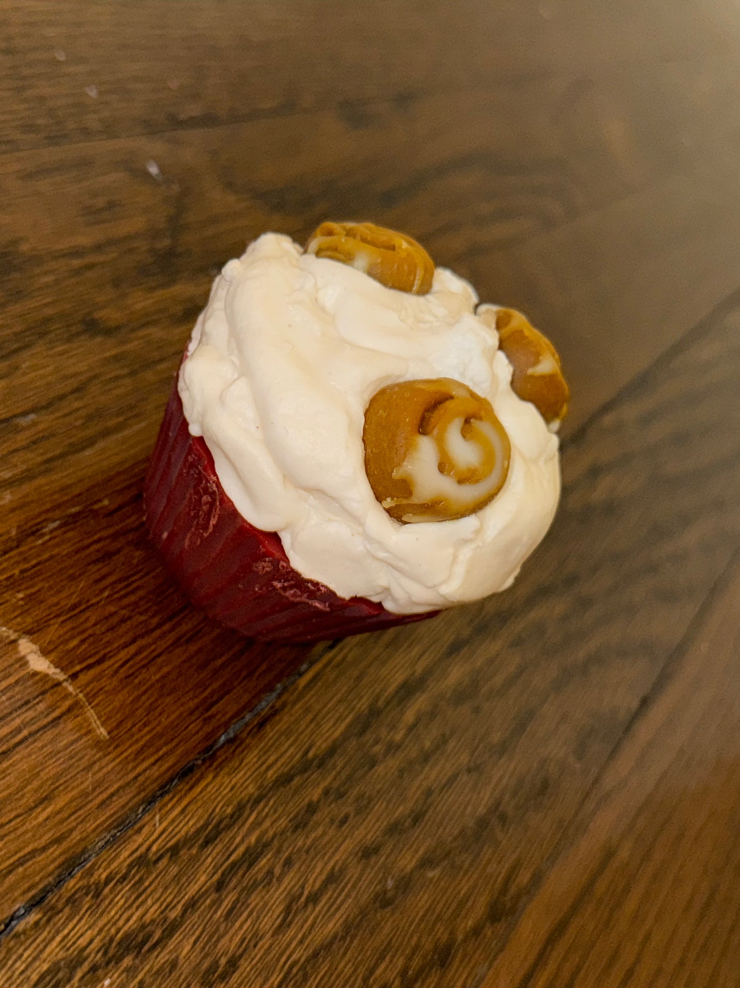 Cinnamon Roll Cupcake Candle